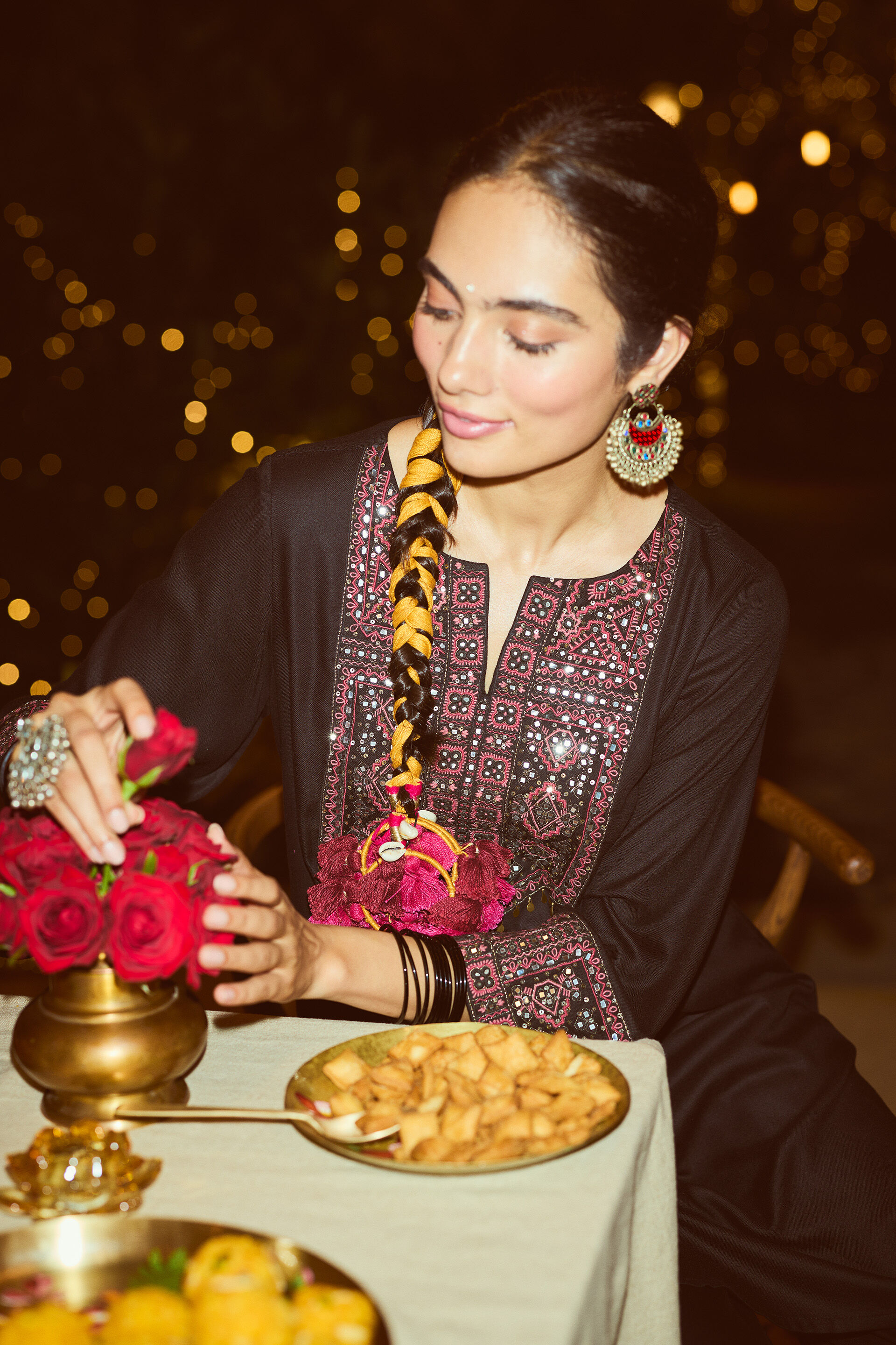 Black Shamiyana Embroidered Kurta Set, Black, image 2